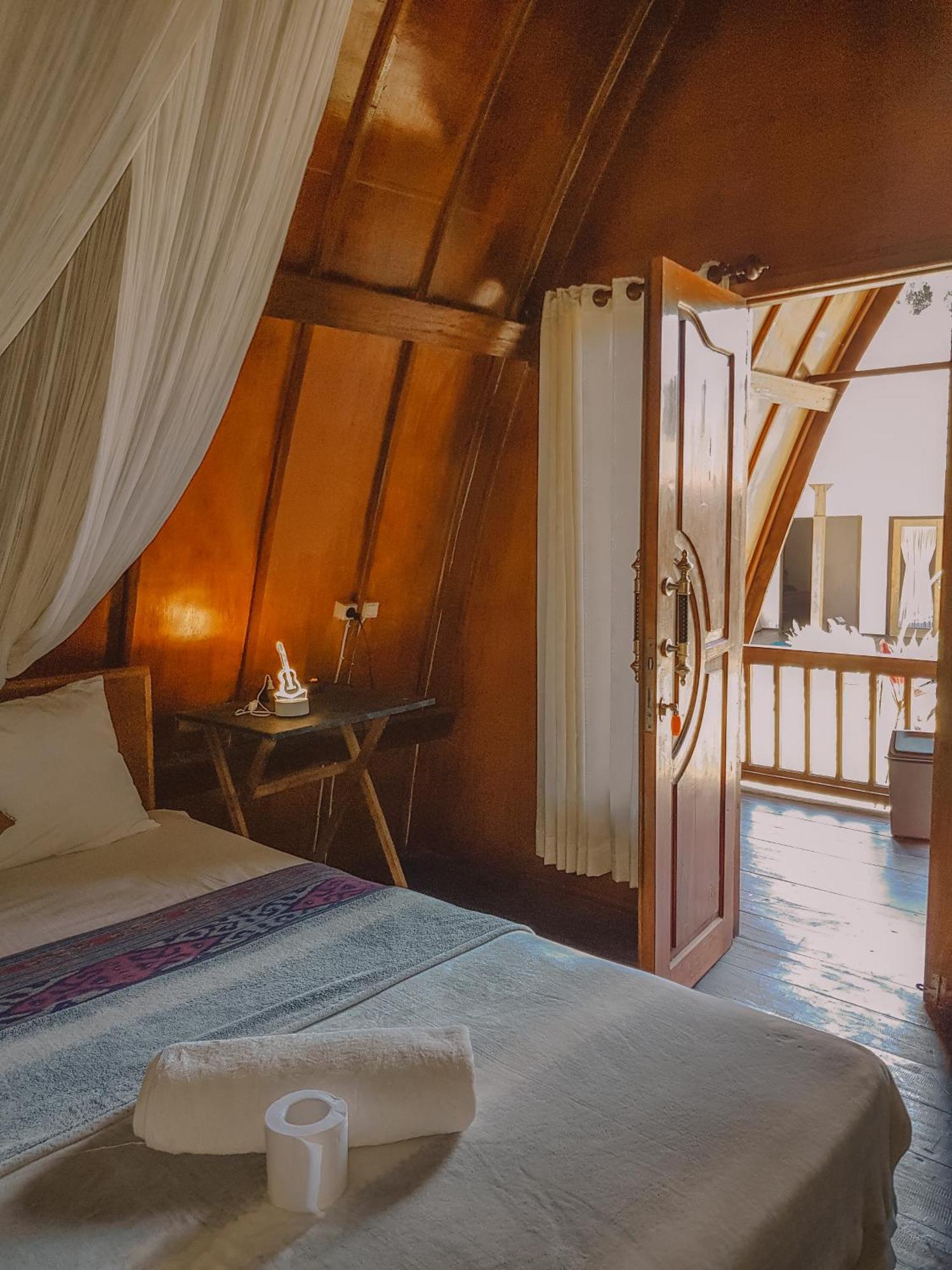 Leaf Coco Bungalow Gili Air Exterior photo